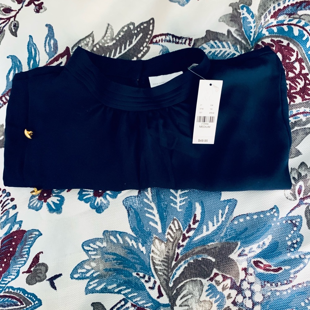 NWT- NY&CO MOCK-NECK BLOUSE - Picture 10 of 10